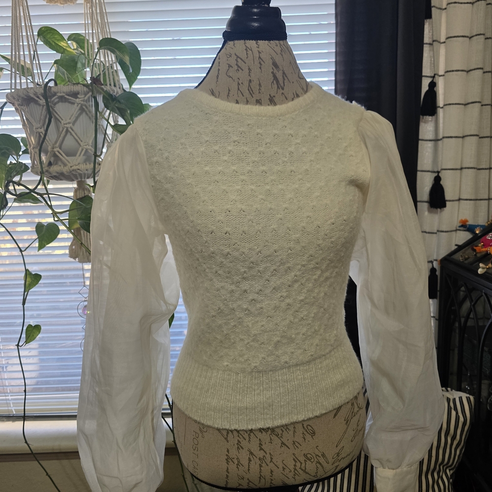 Astr Ivory Knit Sweater Long Sleeve Top